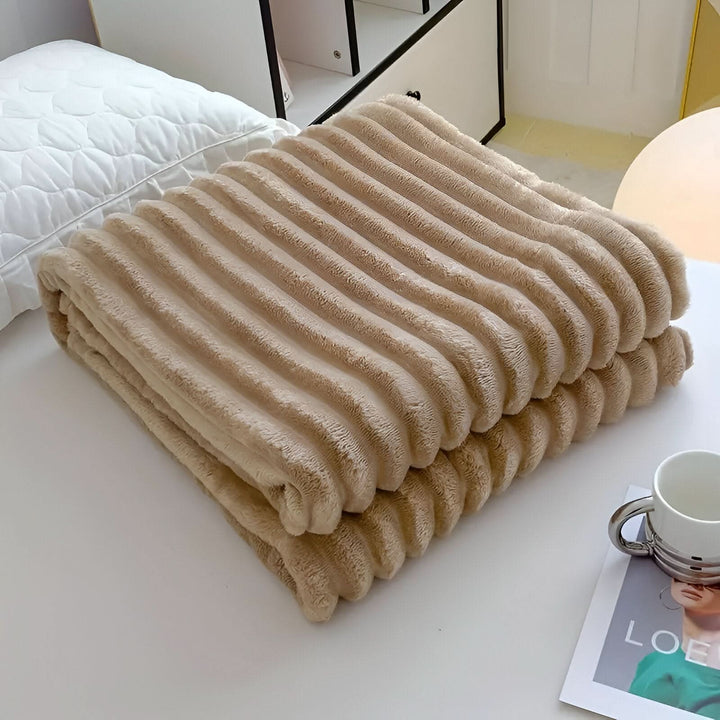 BowLift | STRIPEPLUSH – Soft Striped Fleece Blanket