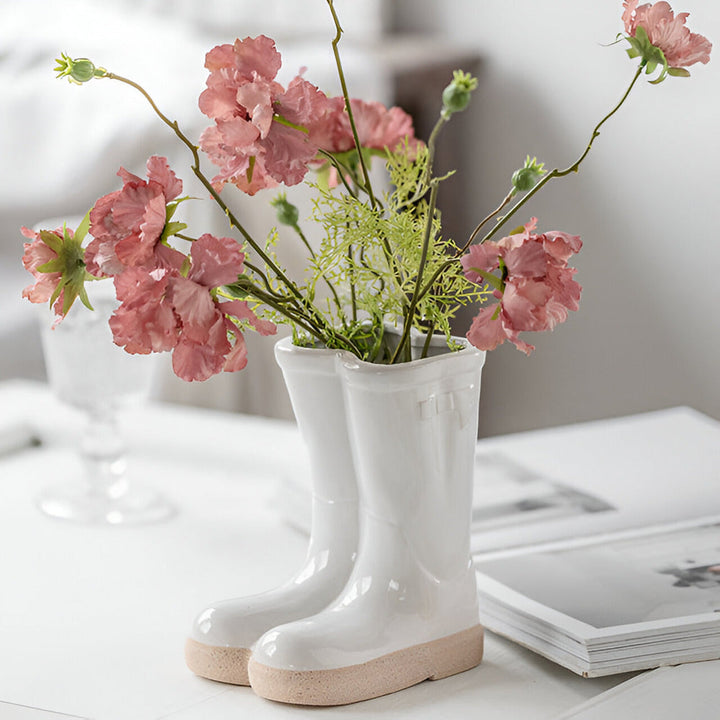 BowLift | Stylish Ceramic Vase in Boot Shape