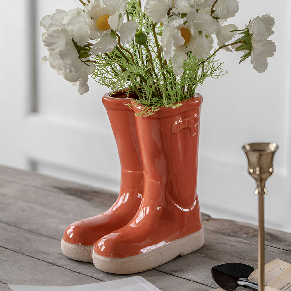 BowLift | Stylish Ceramic Vase in Boot Shape