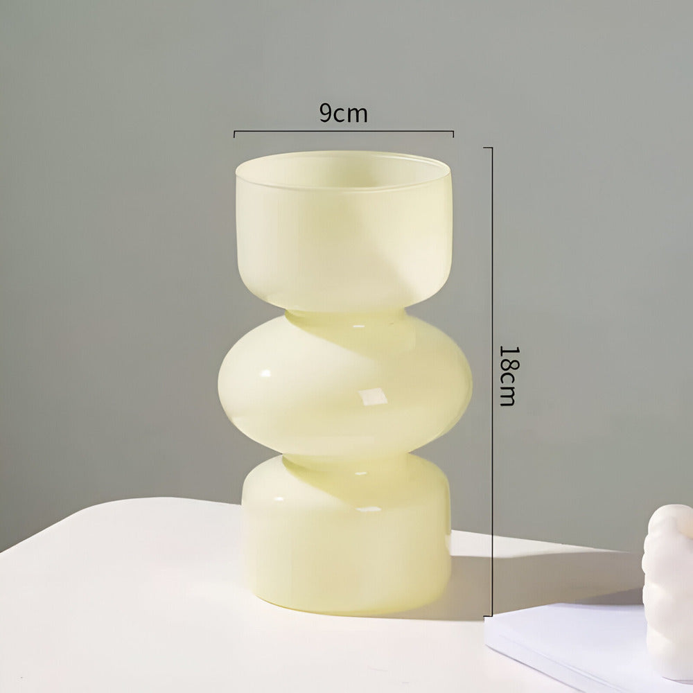 BowLift | Versatile Scandinavian Glass Vase in Different Colors