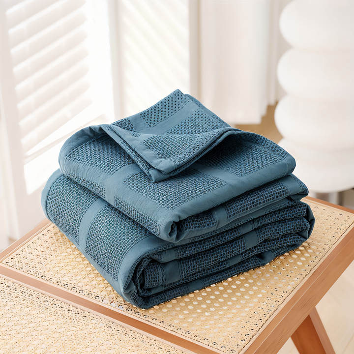 BowLift | WEEVCLOUD – Cotton Waffle Blanket