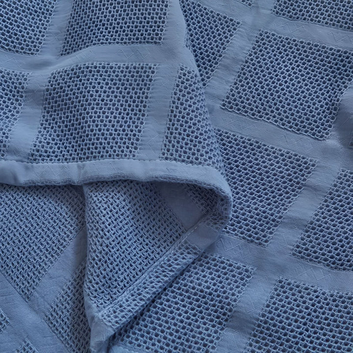 BowLift | WEEVCLOUD – Cotton Waffle Blanket