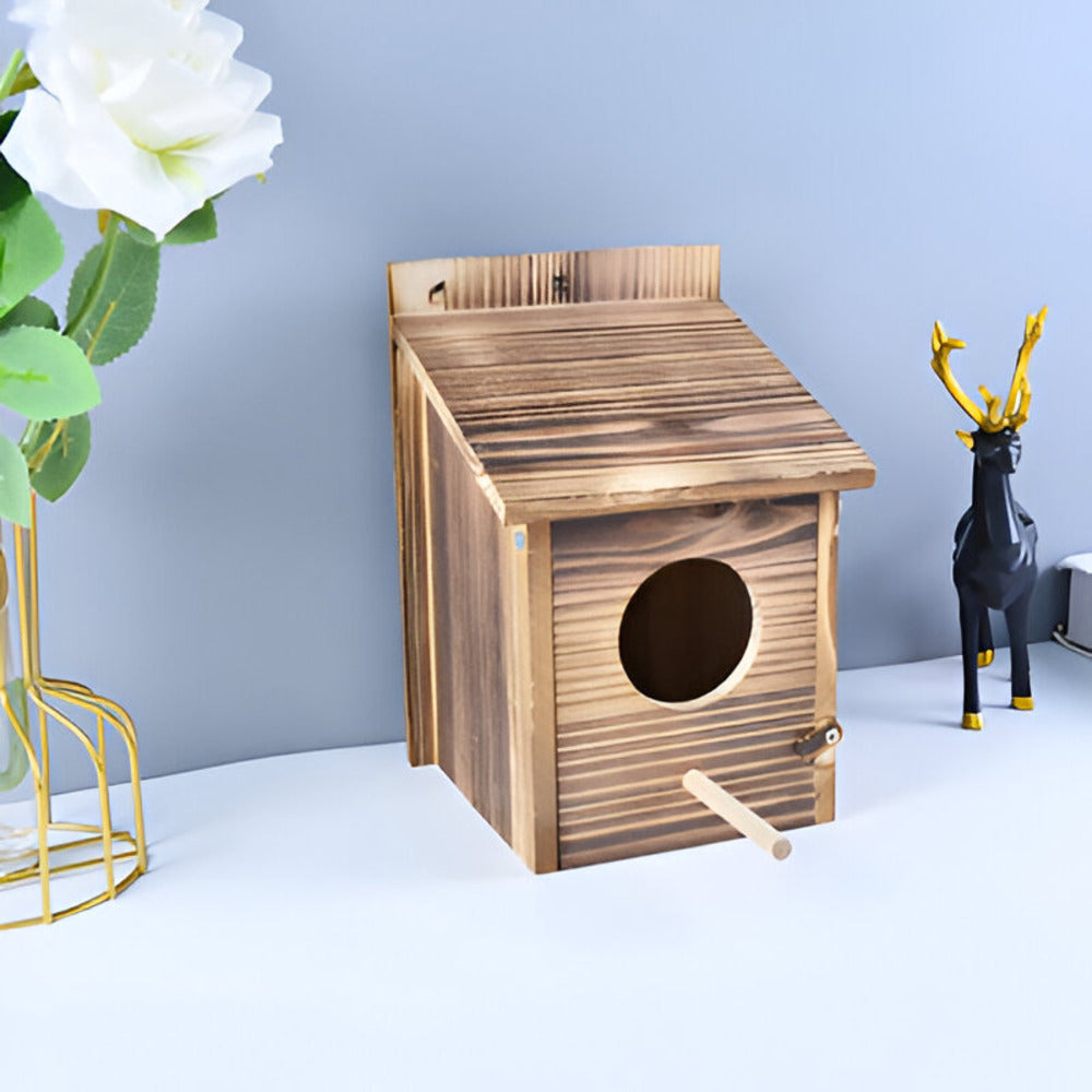 BowLift | Weather-resistant Wooden Birdhouse