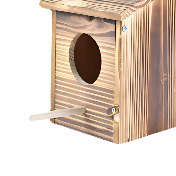 BowLift | Weather-resistant Wooden Birdhouse