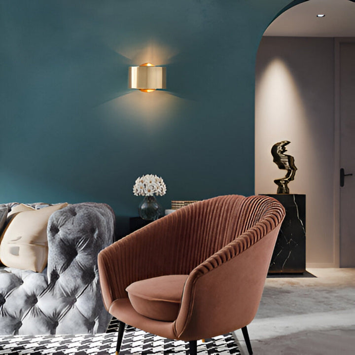 BowLift | Golden Minimalist Wall Lamp