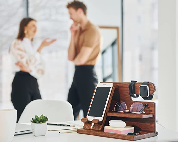 BowLift | Wooden Phone Docking | Perfect organizer for your gadgets