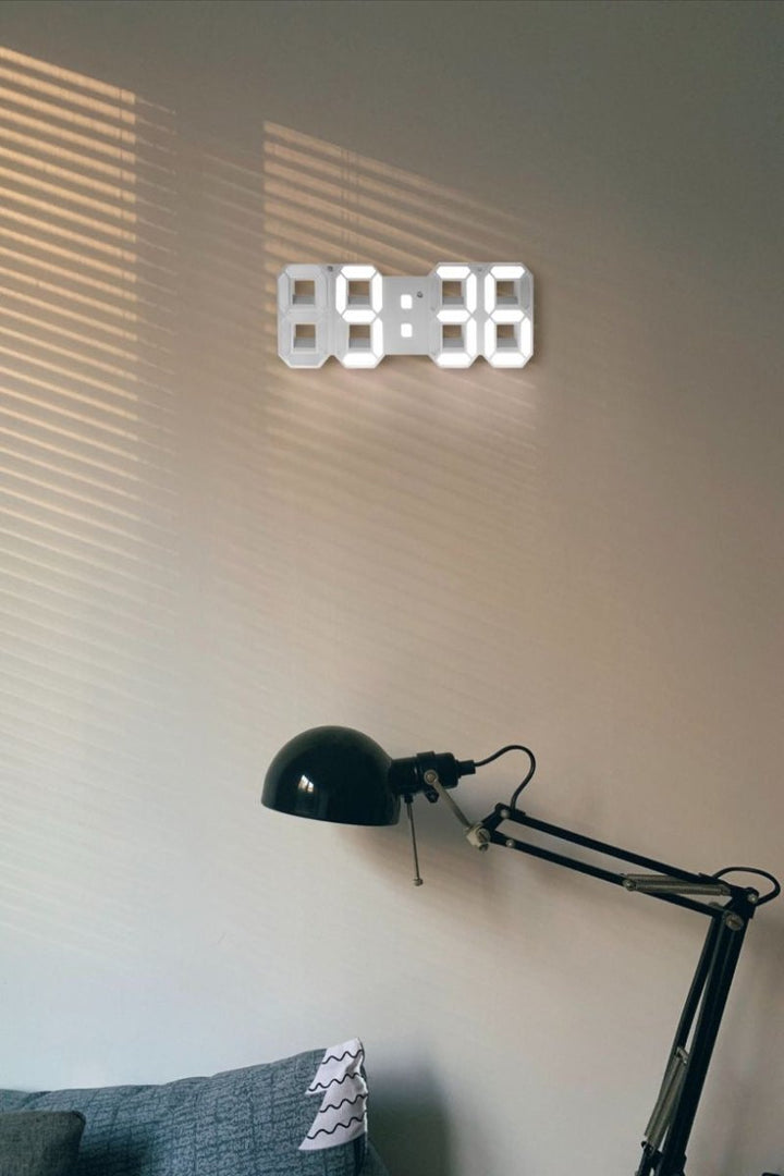 BowLift | Digital 3D LED Wall Clock – Modern design with dimming function and optimal visibility