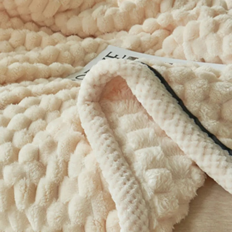 Ultra-Soft Comfy Blanket - Eloise | Bowlift