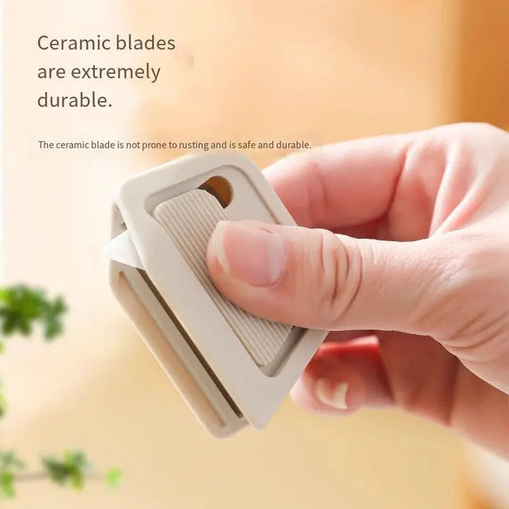 BowLift | Ceramic box cutter – With automatic blade retraction & magnet function