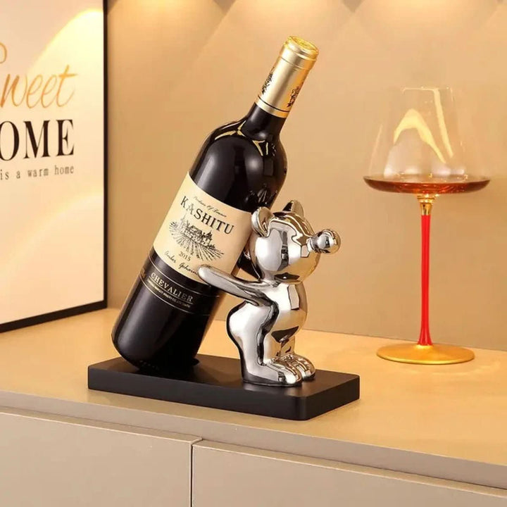 BowLift | Playful ceramic wine rack in bear design for stylish bottle storage