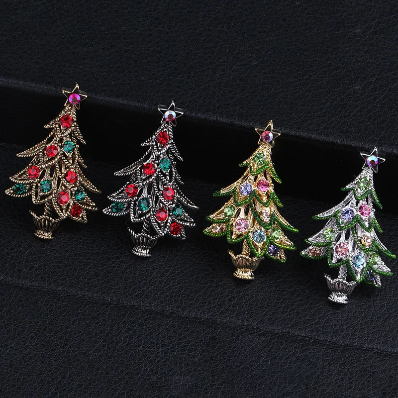 BowLift | Glaciara Kerstboom Broche – Multicolor Strass Broche voor Vrouwen, Feestelijke Accessoire & Elegant Cadeau