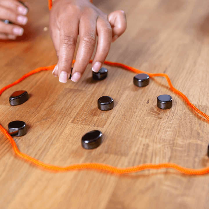BowLift | Magnetic Game Set Strategy Brain Puzzle Kit