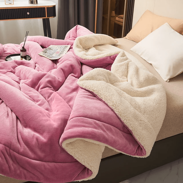 BowLift | Luxurious Fleece Blanket for Comfort & Warmth
