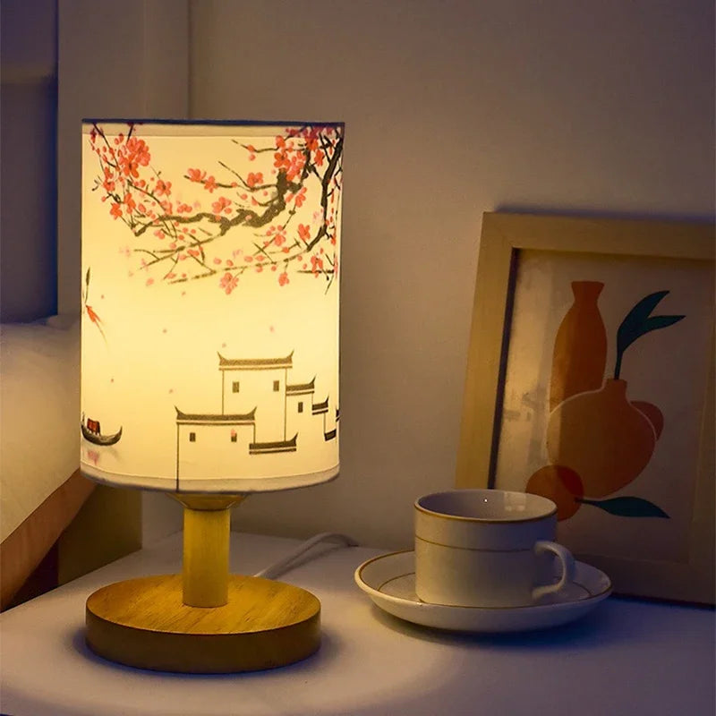 BowLift | Dimmable LED bedside lamp with fabric shade in plum blossom – Perfect bedroom night lamp