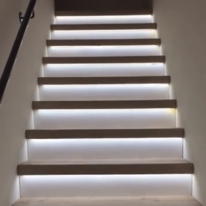 BowLift | LED strip modern lighting with easy installation