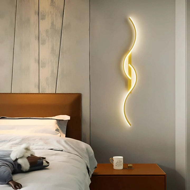 BowLift | Modern curved LED wall lamp for atmospheric lighting