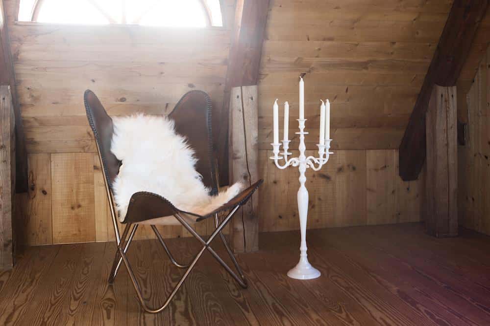 Beautiful candelabrum 5-armed - 120 cm. (White) | Bowlift