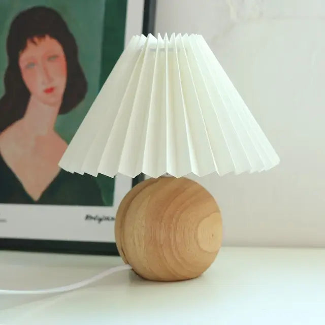 BowLift | Classic Table Lamp with Foldable Lampshade for Warm Light