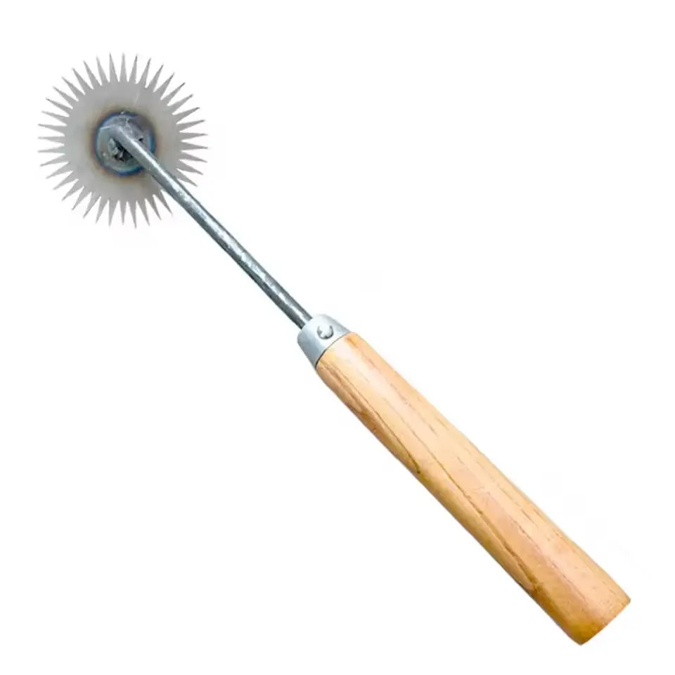 BowLift | Durable Sunflower Hoe with Wooden Handle