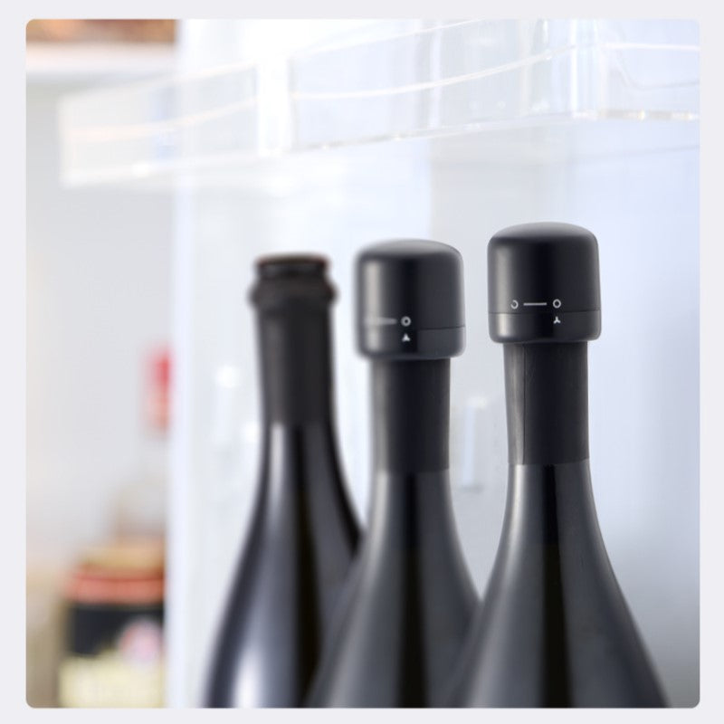 BowLift | Reusable leak-proof silicone sealing cap for champagne and wine bottles