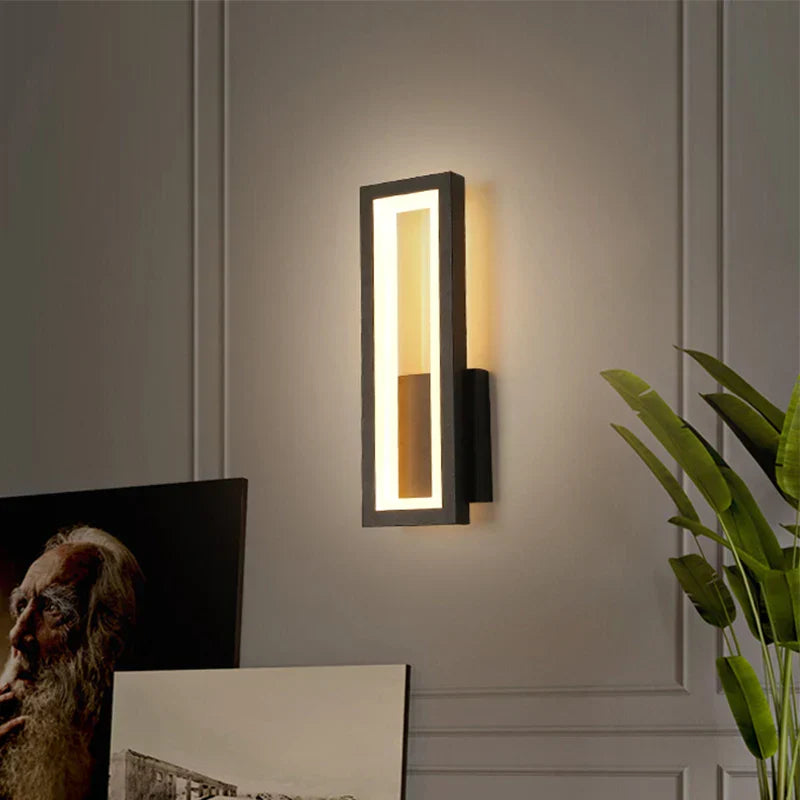 Modern LED Indoor Wall Light in Minimalist Design – Stylish Wall Lamp for Living Room & Hallway | Bowlift