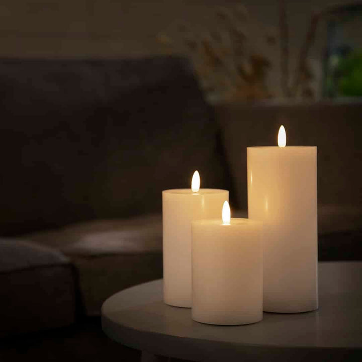 LED Candle (1 piece) with realistic 3D flame 10 x 20 cm | Bowlift