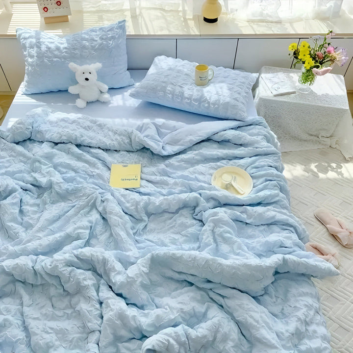 BowLift | Lightweight Breathable Summer Quilt 135x200 | Cooling Quilt for Summer