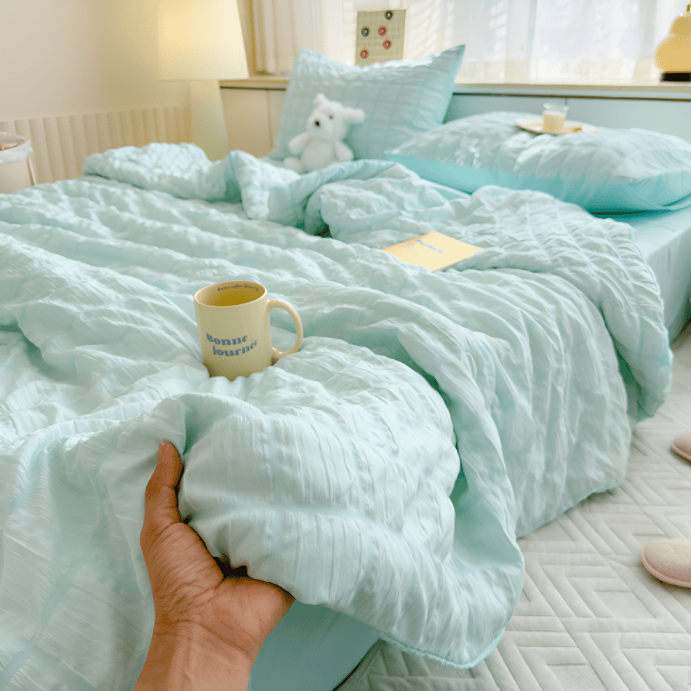 BowLift | Lightweight Breathable Summer Quilt 135x200 | Cooling Quilt for Summer