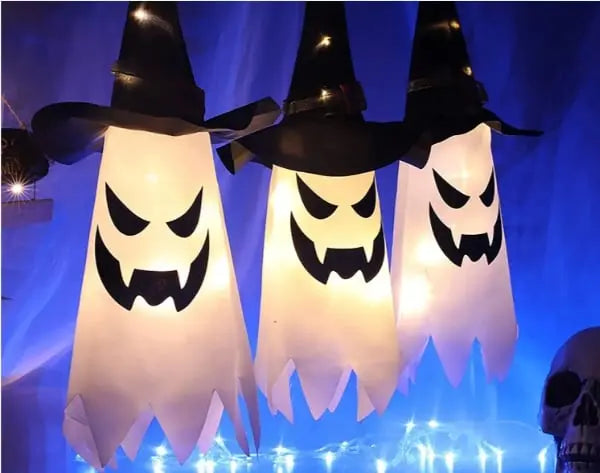BowLift | Glowing Witch Hat – LED Halloween Decoration for Outdoor Use with Flashing Modes