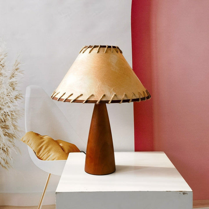 BowLift | HeritageGlow Lamp – Classic Wooden Table Lamp