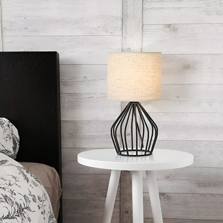 BowLift | Elegant Table Lamp with Linen Shade and Metal Base – Perfect Lighting