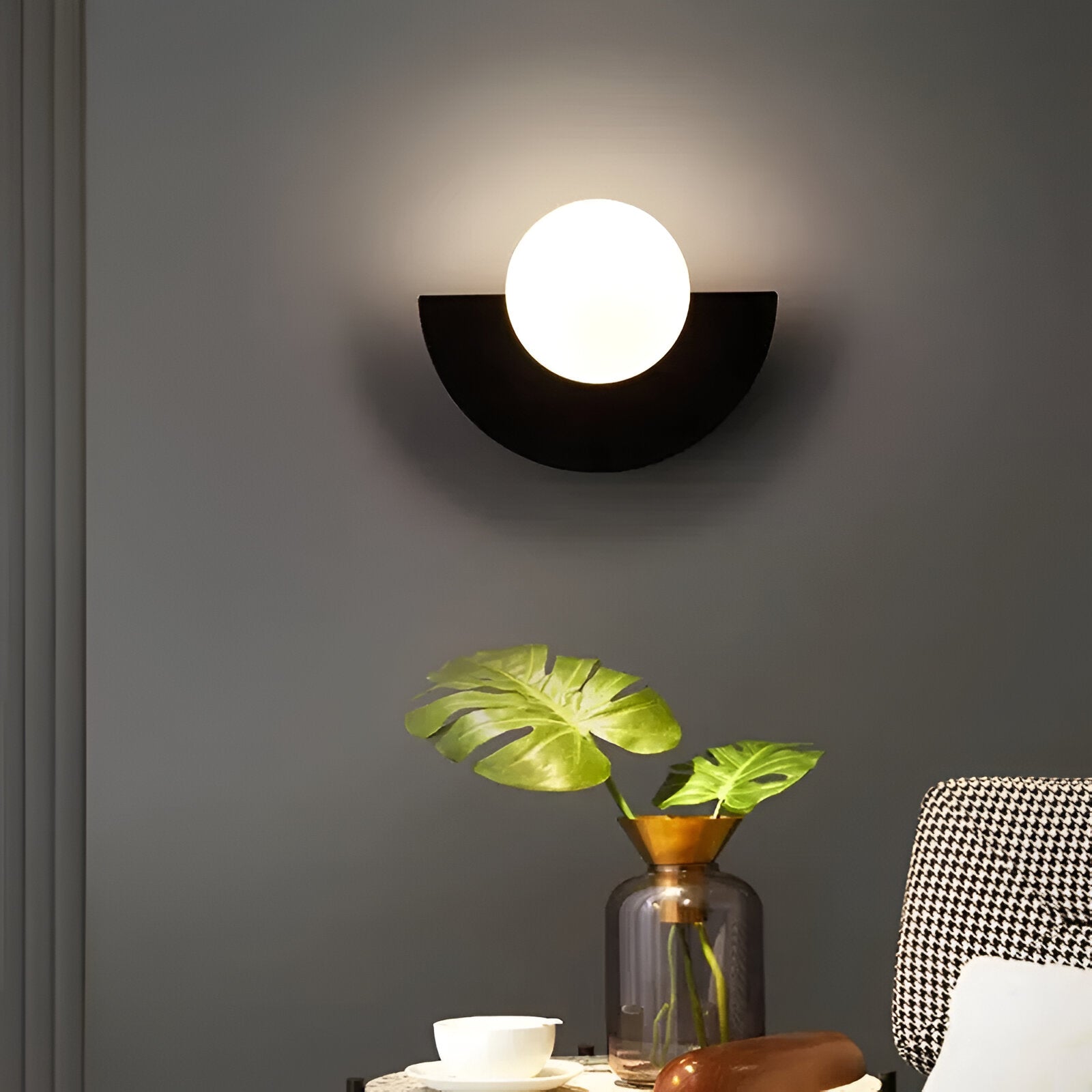BowLift | LumiSphere Light - Modern Wall Lights - Plug-in Wall Lights - Wall Light Sconces