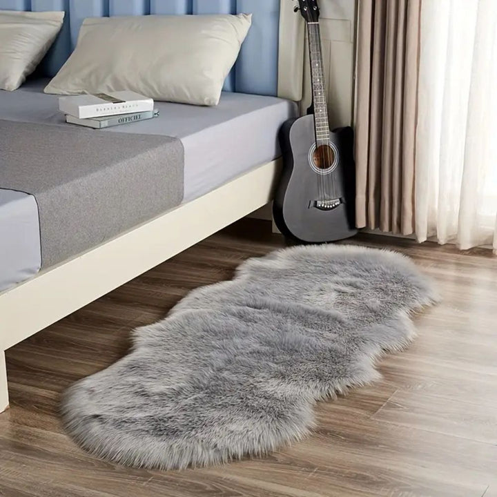 BowLift | Lush Loom Faux Fur Rug
