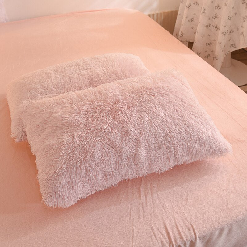 VelvetEase – Luxe Velvet Duvet Cover for All Seasons Bowlift