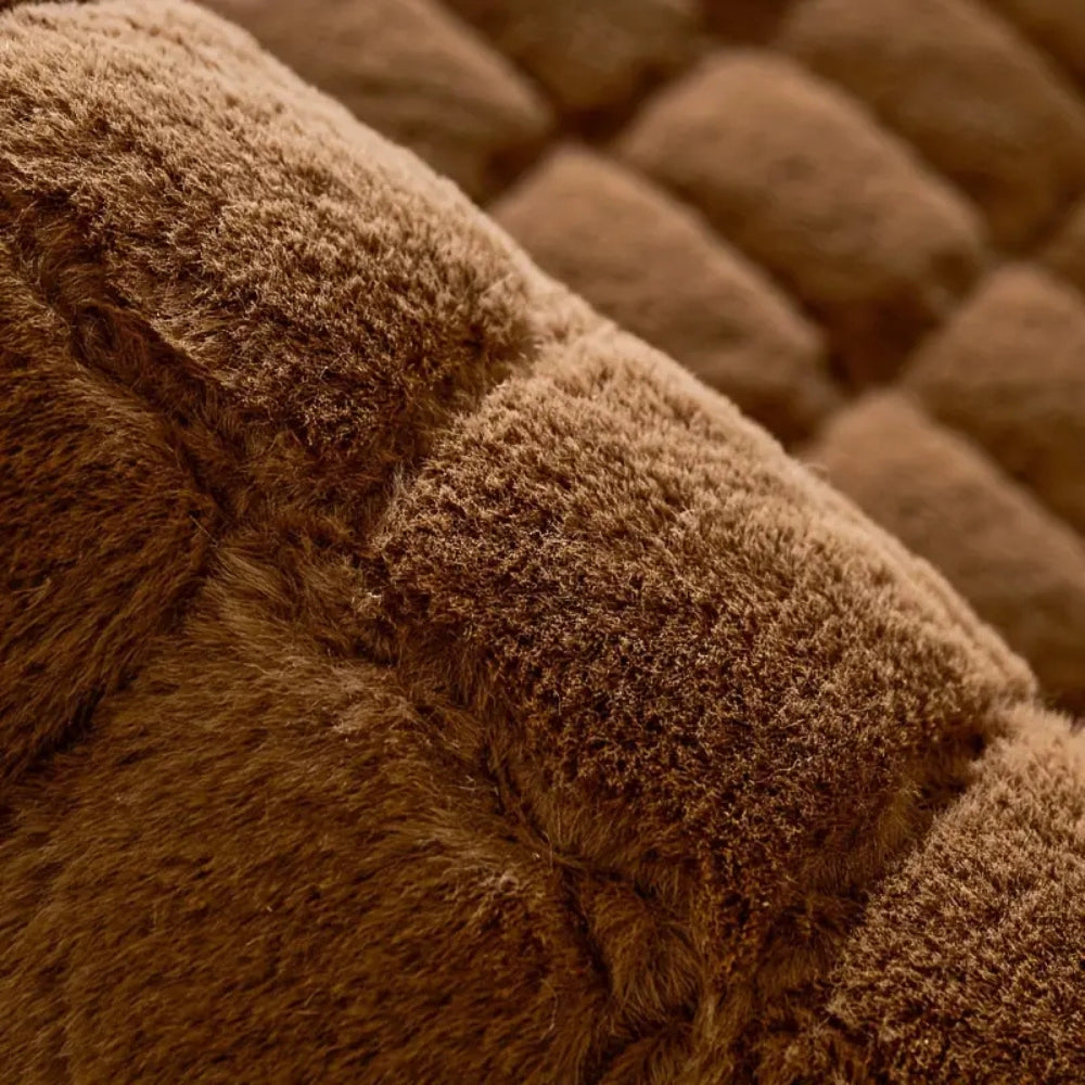 BowLift | Luxury Plush Diamond Stitched Sofa Cover