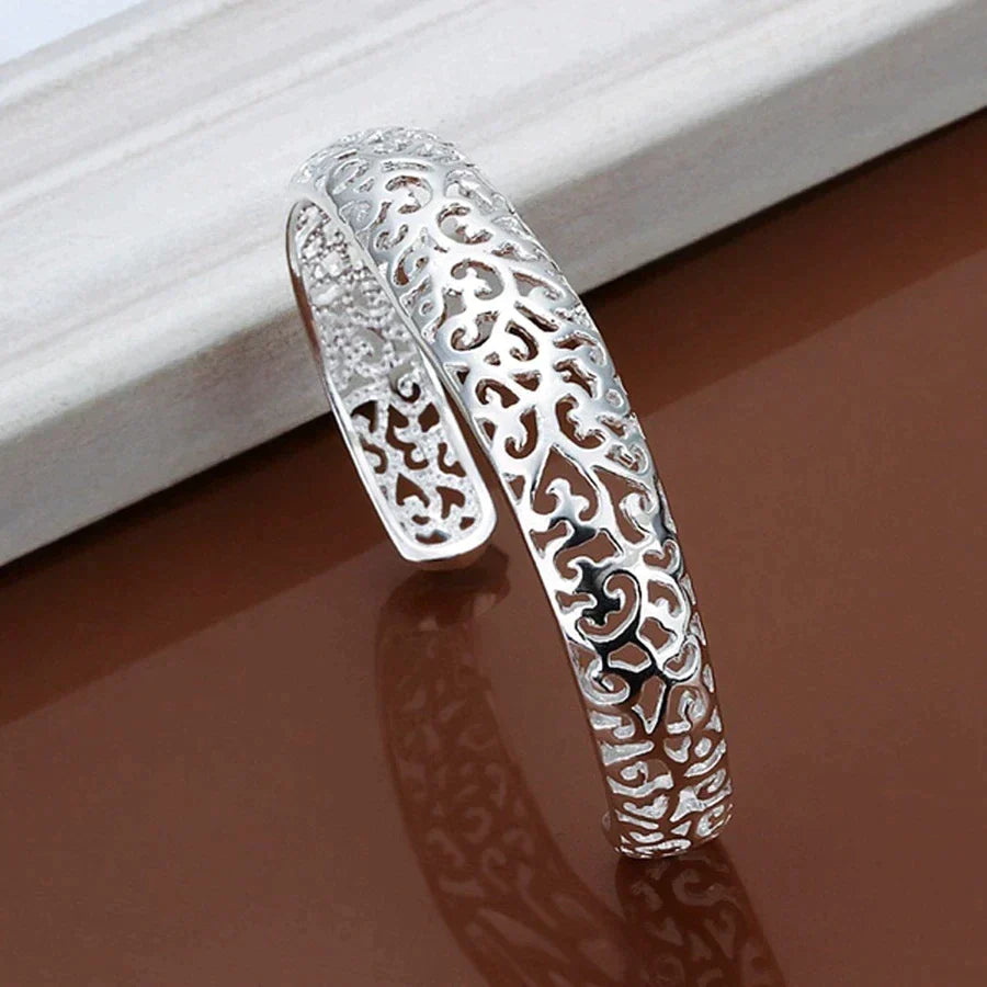 Elegant Silver Filigree Bracelet | Unique and Breathtaking Design Bowlift