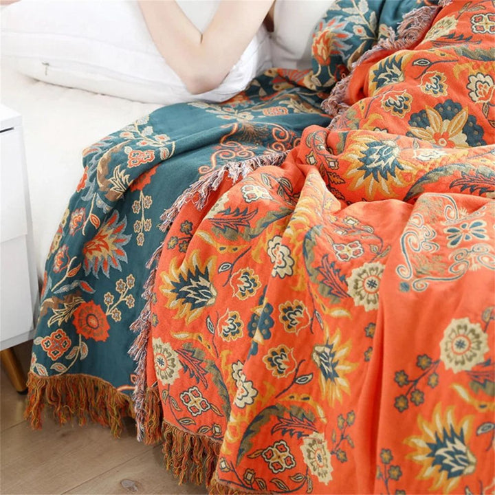 BowLift | Reversible blanket in Marigold design for cozy warmth