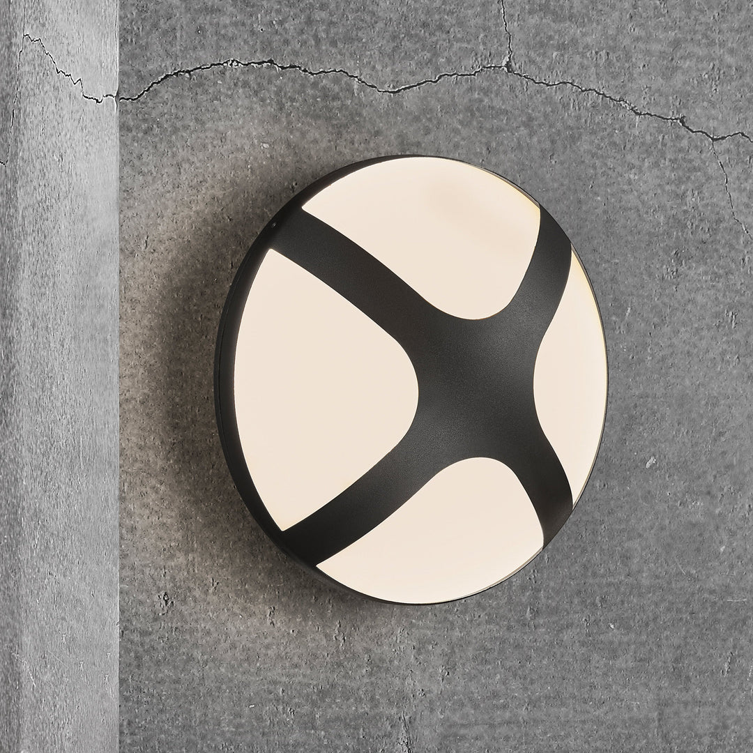 BowLift | Stylish Outdoor Sconce with Geometric Accent