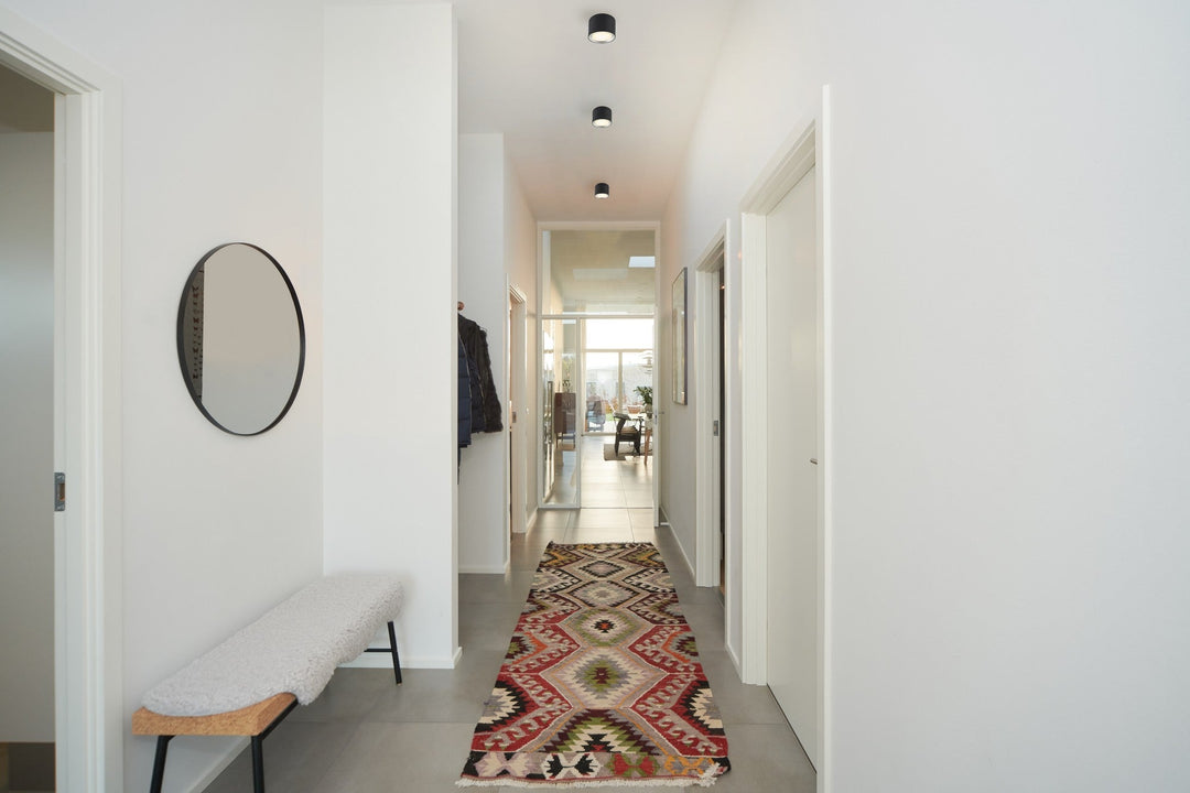 BowLift | Delicate light in minimalist style