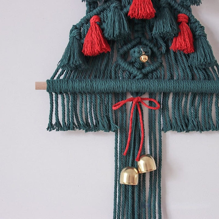 Macrame Red and Green Christmas Tree Wall Hanging Bowlift