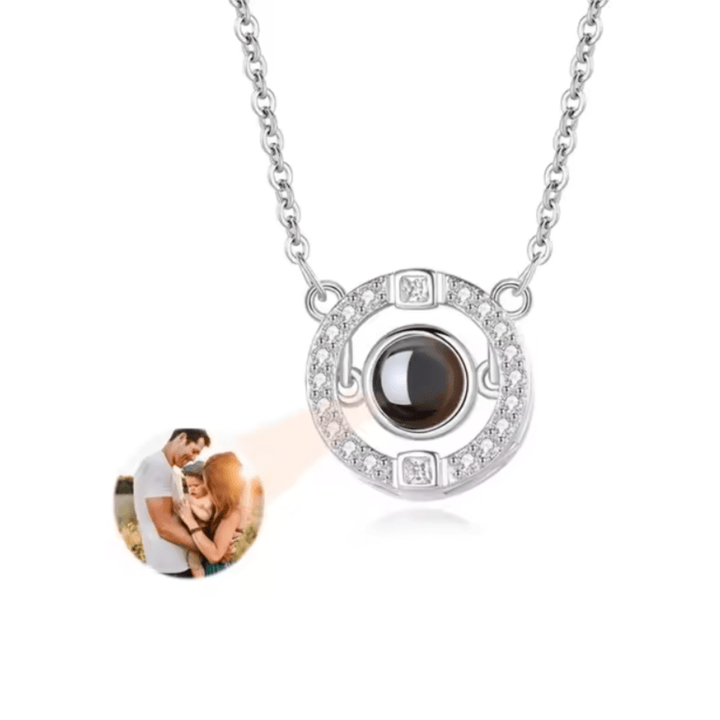 BowLift | Photo projection chain with heart pendant and engraving
