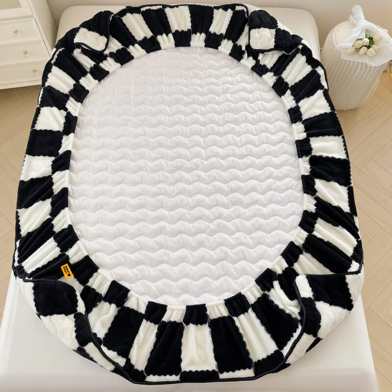 BowLift | Milk Velvet Checked Bed Linen Fitted Sheet Mattress Cover
