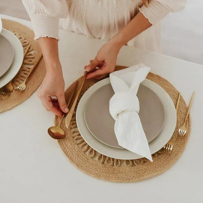 BowLift | Minimalist Stainless Steel Cutlery Elegant Simplicity