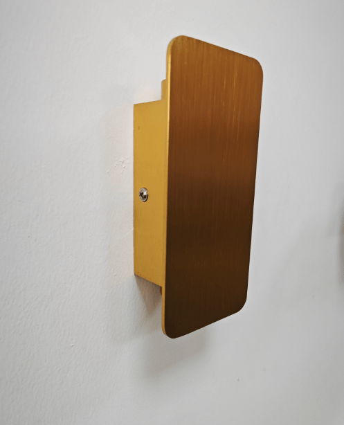 BowLift | Minimalist LED wall light for stylish living