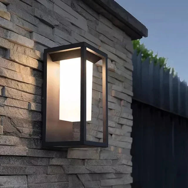 Modern LED wall light for outdoor use, energy-saving and weatherproof | Bowlift