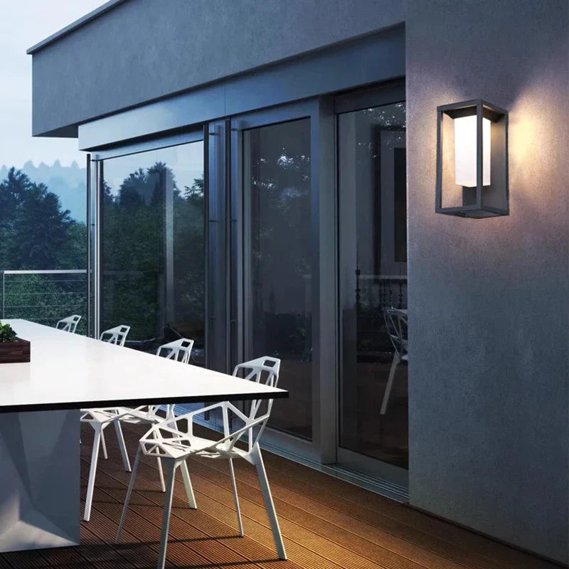 Modern LED wall light for outdoor use, energy-saving and weatherproof | Bowlift