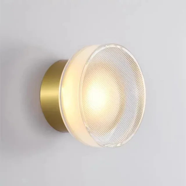 BowLift | Modern round wall lamp