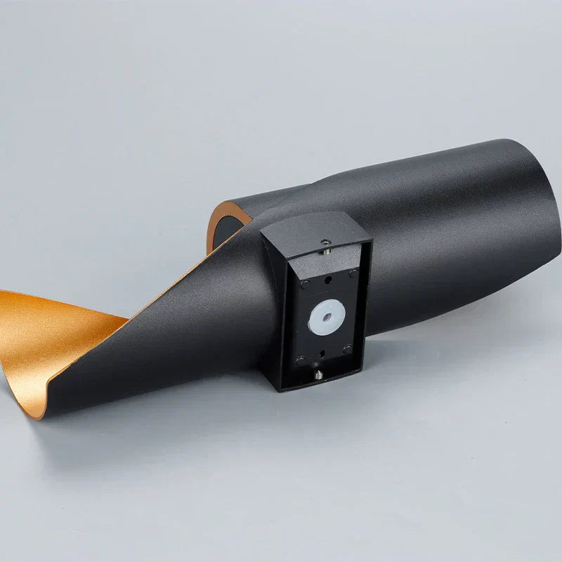 BowLift | LED Lighting for the Garden that Saves Energy