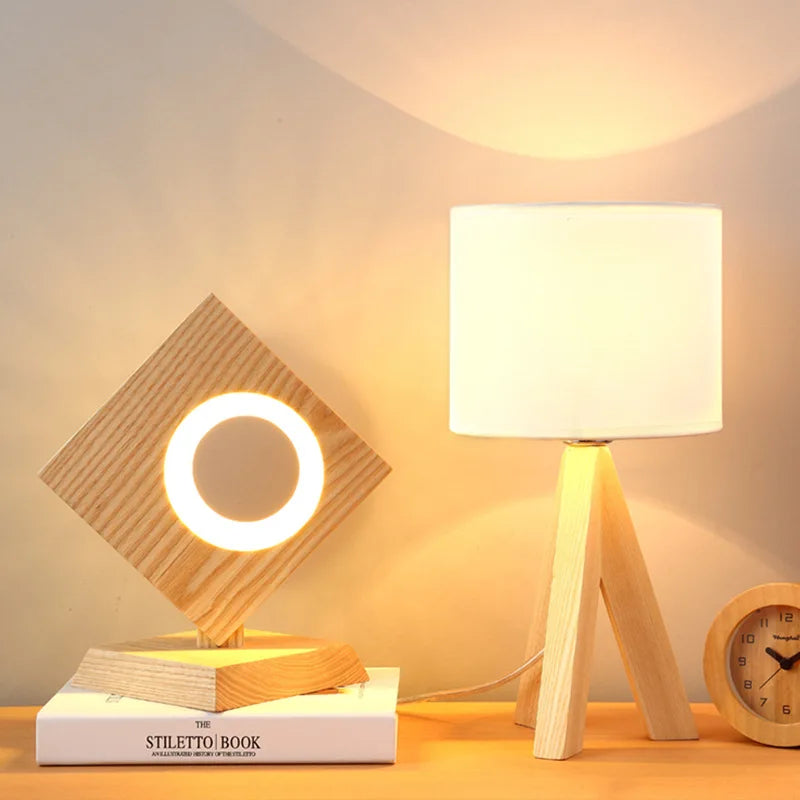 BowLift | LumiHout – Modern table lamp made of wood with warm, natural elegance