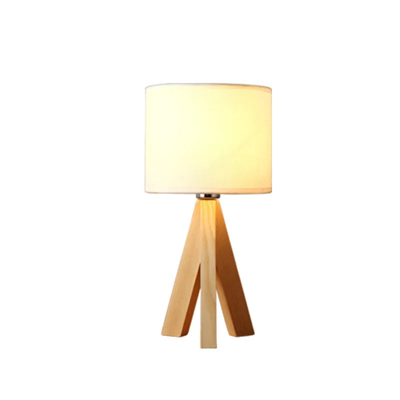 BowLift | LumiHout – Modern table lamp made of wood with warm, natural elegance